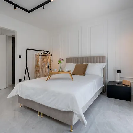 Luxury Need Apartman